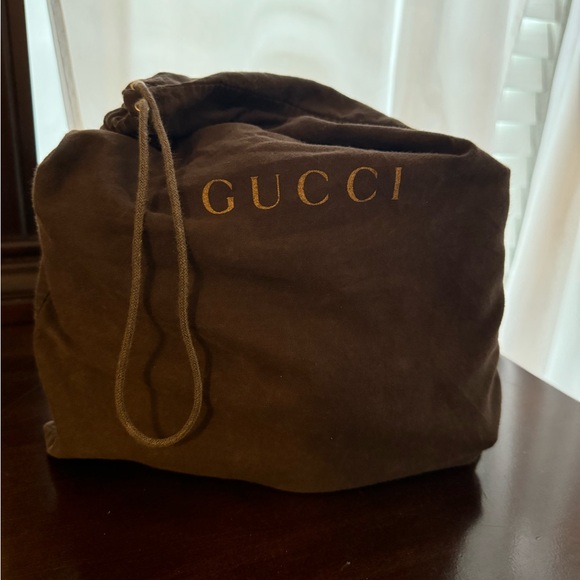 Authentic Gucci Sz. 35. Wedges - Picture 6 of 8